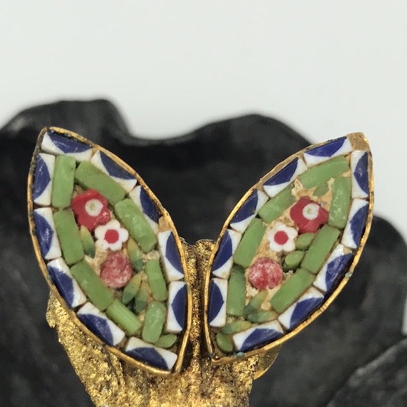 Italian inlay brooch with microscopic mosaic chips - Picture 6 of 7